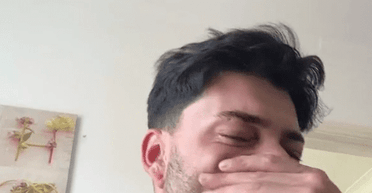 Мужчину уволили с работы за 50-часовую историю запросов в Google: что он искал