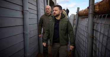 Зеленский посетил Донецкую область и проверил оборону ВСУ (фото, видео)