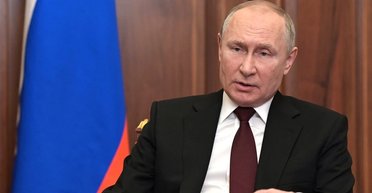 "Пытается маневрировать": Путин не заинтересован в провале переговоров, — Bloomberg