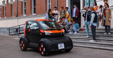 С дверями как у Lamborghini: на рынок вышел новый электрокар Renault за 9800 евро (фото)