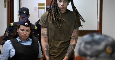 Заставляли писать благодарность Путину: баскетболистка из США рассказала о пребывании в тюрьме в РФ