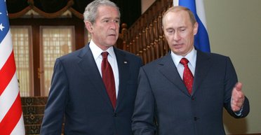 Путин сам хотел в НАТО, но не хотел видеть там Украину: опубликованы его переговоры с Бушем