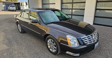 Гость из 2000-х: обнаружен роскошный 14-летний Cadillac с пробегом 1000 км (фото)