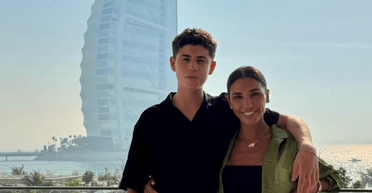 Екссолістка "ВІА Гри" заявила, що її син відмовився виїжджати з України (фото)