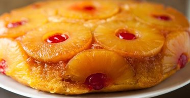 Ананасовый перевернутый пирог: рецепт любимой американской выпечки