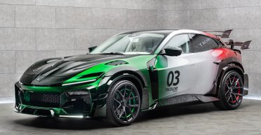 Карбон, 755 сил и два антикрыла: представлен экстравагантный кроссовер Ferrari (фото)