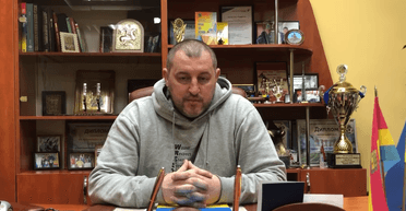 Зрадник, боягуз чи герой. На чию б сторону не став мер окупованого міста, до його вибору будуть питання