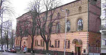 "Предлагал секс втроем с женой": еще одного преподавателя Карпенко-Карого обвинили в домогательствах