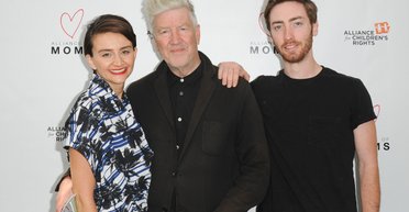 Дети Дэвида Линча решили устроить всемирную групповую медитацию: когда она начнется