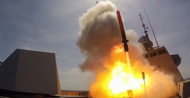 РФ запустила в космос ракету "Союз" с двумя иранскими спутниками (видео)