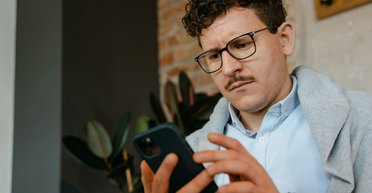 Вне зоны доступа. Санкции убивают сферу связи в России