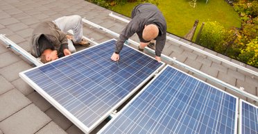 Сонячні панелі швидко ламаються через звичайну тінь: експерти розкрили причину