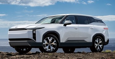 Альтернатива Highlander: Toyota готовит семейный электрокроссовер (фото)