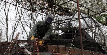 Такая броня показала себя эффективно: как танкисты ВСУ противостоят дронам РФ (фото)