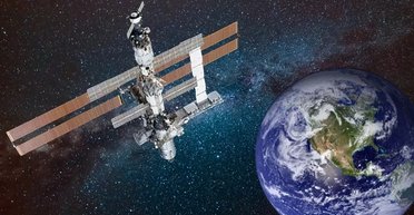 Колишні глави NASA і ЄКА в жаху від плану знищити МКС: орбітальну станцію потрібно рятувати