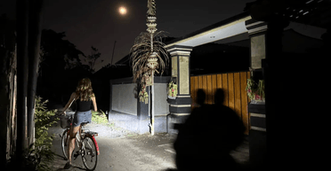 Остров Бали остался без света: причиной блэкаута называют аварию подводного кабеля (видео)