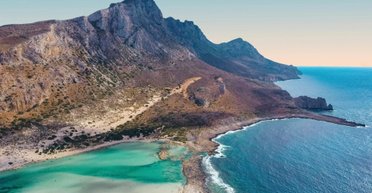 Возле популярного острова в Европе произошло сильное землетрясение: толчки ощутили несколько стран (видео)