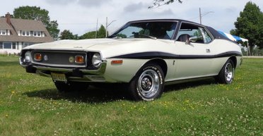 Обнаружено уникальное 52-летнее авто от Пьера Кардена в новом состоянии (видео)