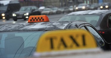 Таксист украл у вдовы военного 400 тысяч, которые она получила за гибель мужа (фото)