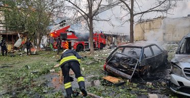 Обстрел отеля в Черкассах: спасательная операция завершена, много пострадавших (фото, видео)