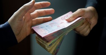 Винять владу: понад 87% українців вважають рівень корупції високим, — опитування (інфографіка)