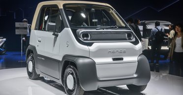 Honda показала необычный беспилотный электромобиль со сменными батареями (фото)