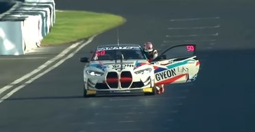 У лідера перегонів закінчилося пальне просто перед фінішем (відео)