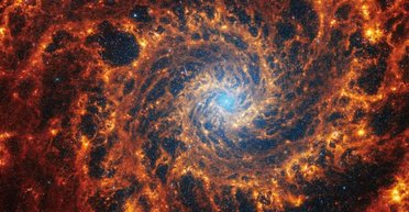 Зображення не з цього світу: телескоп Вебб здивував учених знімками далеких 19 галактик (фото)