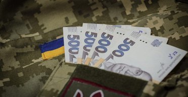 ВСУ без "боевых": как власти решат проблему с выплатами защитникам Украины, — депутаты