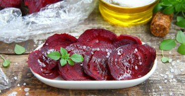 Як зварити буряк на "шубу" за 15 хвилин: корисний лайфхак