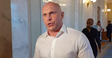 Суд заочно приговорил к 14 годам заключения экс-нардепа Илью Киву