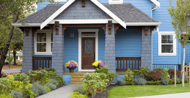 Сім'я не повірила своїм очам, побачивши "гостей" на порозі свого дому (фото)