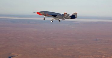 Австралия готовится к войне и тестирует беспилотник Ghost Bat: кого боится страна (фото)