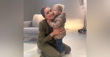 Риболовля, читання та бабусина вечеря: Осадча показала, як провела вихідний із синами (фото)