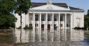 У центрі України утворилася дірка. Чому світ сприймає нашу війну так, ніби це стихійне лихо