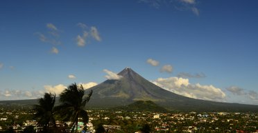 Потужний землетрус на Філіппінах: магнітуда поштовхів становить 7,2 (інфографіка)