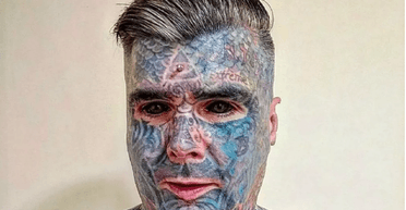 В Британии самому зататуированному мужчине запрещают свести некоторые из них: в чем проблема