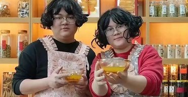 Пара сделала популярным собственный бизнес благодаря соцсети: как им это удалось (фото)