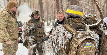 "Очень комфортно себя чувствую": Садовый объяснил, почему ему лучше на передовой (видео)