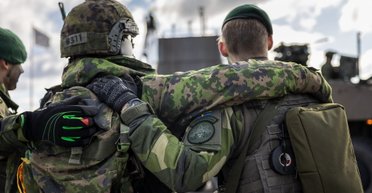 Парламент Финляндии одобрил оборонное соглашение с США: построят 15 военных баз на границе с РФ