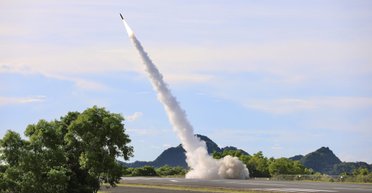 Наступник ATACMS: у США успішно випробували ракету PrSM проти бойового корабля