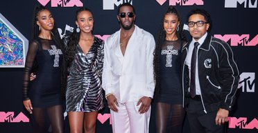 Покушение на Дидди в СИЗО: подробности нападения на обладателя премии "Грэмми"