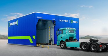 Новое изобретение позволяет электрическим грузовикам преодолевать 1250 км без подзарядки (фото)