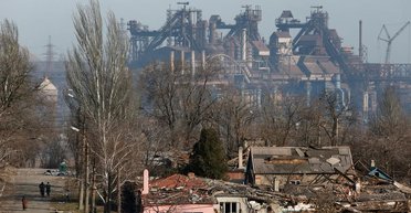 В Мариуполе РФ строит новый военный объект на "Азовстали": соединят с ЗАЭС, — Андрющенко (схема)