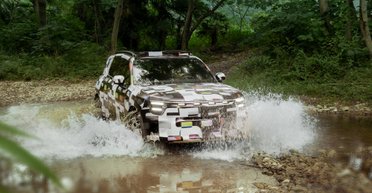 Самый большой Smart в истории показали на первых официальных фото