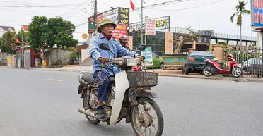 Вьетнамец 34 года не стриг ногти и установил мировой рекорд: что из этого вышло (видео)