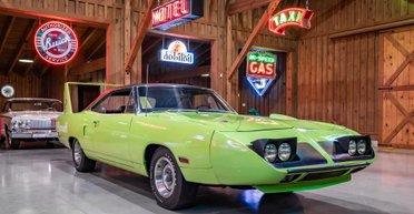 Капсула времени за $300 000: обнаружен культовый американский спорткар 70-х в новом состоянии (фото)
