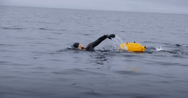 "Оно ударило меня в грудь": в озере Лох-Несс пловца "атаковало" нечто