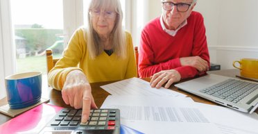 Выплаты ВПЛ отменят: какие основания и что будет с пенсиями и субсидиями в Украине с июля