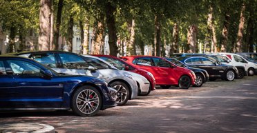 В Китае придумали оригинальный способ борьбы с неправильной парковкой (фото)